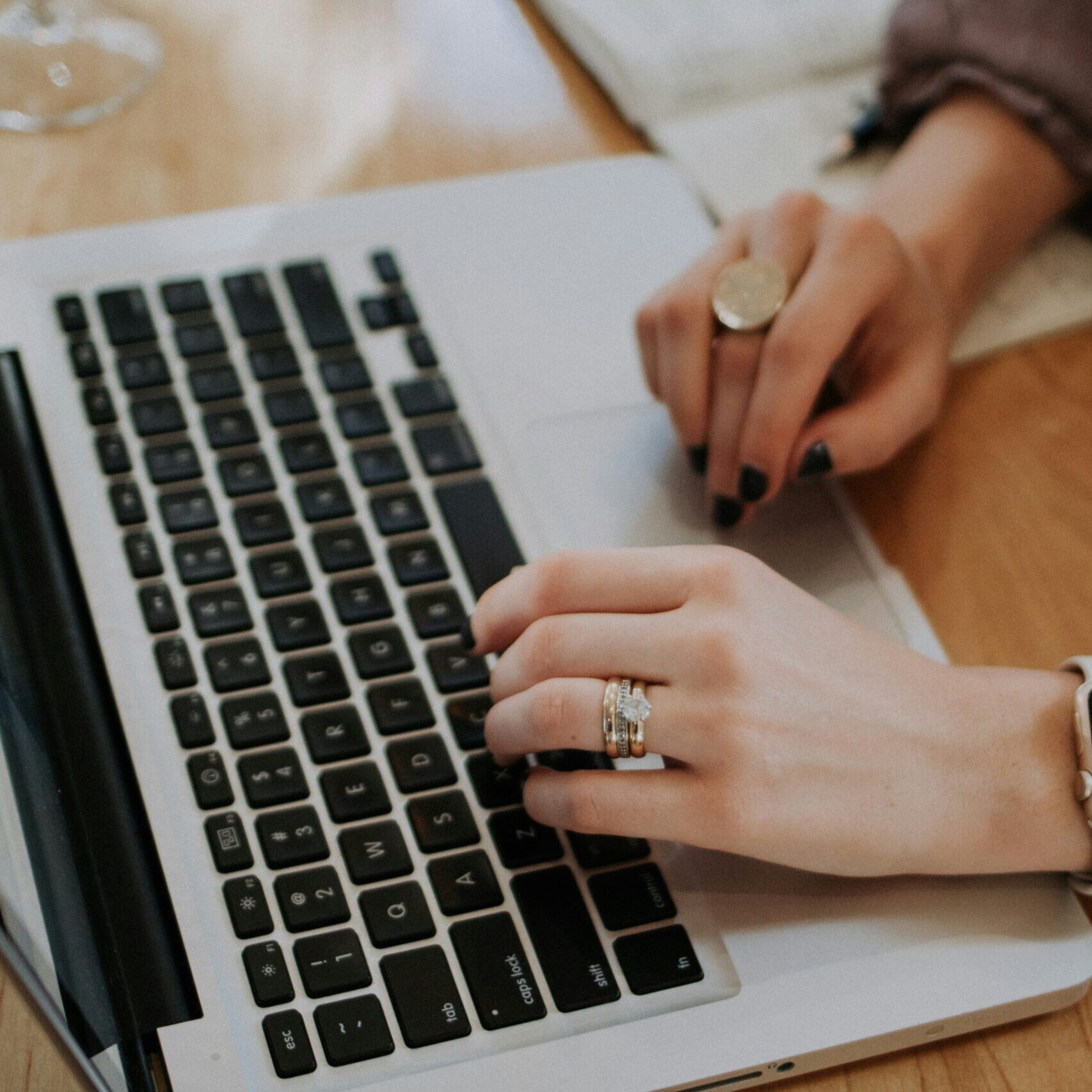 christin-hume-hBuwVLcYTnA-unsplash